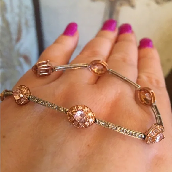 SOLD 14k White rose gold Kunzite bracelet - Picture 11 of 14